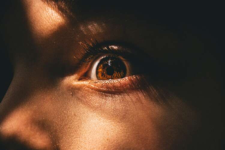 How to notice taken over people?